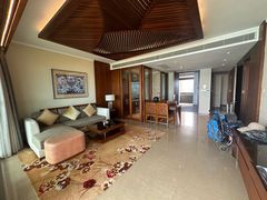 -三亚湾海居铂尔曼度假酒店