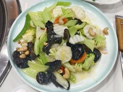 -人民公社铁锅炖·东北菜(卫国道店)