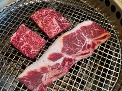 -铭牛烧肉·和牛海鲜自助(高新月牙湖店)