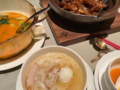 花菇煲狮头鹅掌翅煲-金海华·悦食东方(苏州中心商场店)