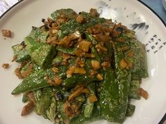 -新一家农家菜(华景新城店)