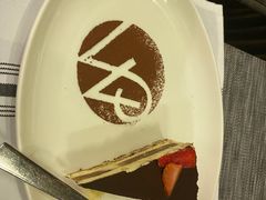 -WOLFGANG PUCK KITCHEN & BAR(迪士尼小镇店)