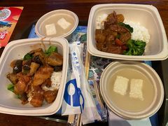 -横琴湾畔餐厅(长隆海洋王国白鲸剧场店)
