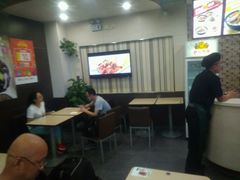 -李先生牛肉面大王(北京站售票厅餐厅)