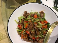 小炒黄牛肉-龙福园·回家干饭小炒(徐东店)