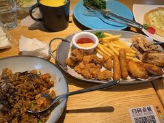 -菲滋BOX(定海凯虹店)