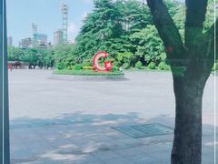 -英雄广场