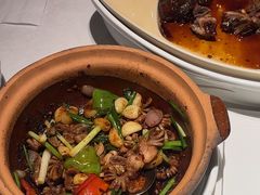 -八府香鸭·啫啫煲(华山路店)