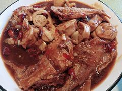 梅千张烧剥皮鱼-鑫小城故事·砂锅·排骨藕汤(兴业路店)