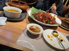 -雀舞云南菜(乐客城店)