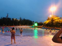 -欢乐水魔方水世界