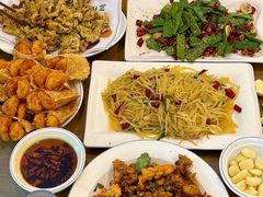 -鲁南仔·滕州炒鸡(经三路店)