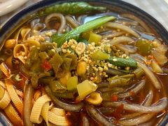 酸辣粉-超级大馍王肉夹馍