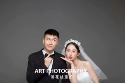 -纪梵希旅拍婚纱摄影(大连总店)