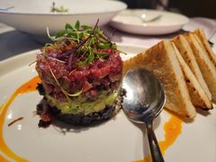 牛肉塔塔配牛油果黑橄榄酱-Solo(衡山路店)