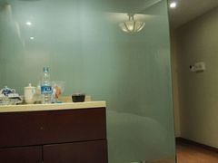 -上海御花园酒店