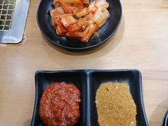 -肉甲韩国木炭烤肉(新壹街1店)