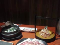 -山之屋炭火烧肉·生啤畅饮(大朗万科中央公园店)