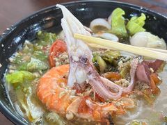 -周记蟹仔粉(侨港风情街店)