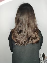 -茶发Salon·烫发染发理发