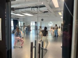 -WITCH （舞季）舞蹈工作室