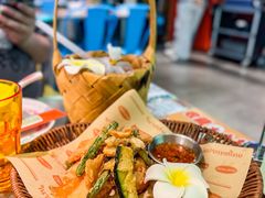 -小小集渔·泰式大排档(太古里香槟店)