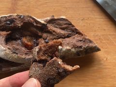 黑巧克力无花果碱水棍-佐敦面包铺·JORDAN BAKERY