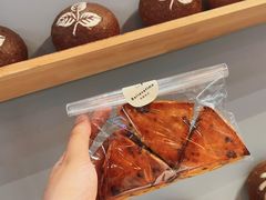-焙丽拾光(麦凯乐直营店)
