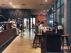 大堂-星巴克臻选(广州高德置地秋广场店)