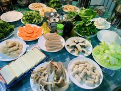 -天天向上素食餐厅(五台山店)