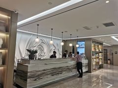 -杭州西湖湖滨银泰亚朵酒店