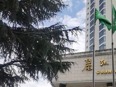 -官房大酒店-玉龙旋宫观景餐厅