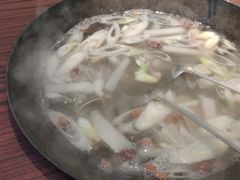 -老街烧烤大排档·地道湖北菜·龙虾馆(汉口火车站店)