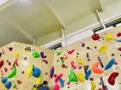 -问山MountQuest攀岩馆