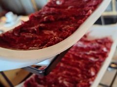 -左庭右院鲜牛肉火锅(浦江欢乐颂店)