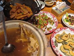 -房县土本味土鸡汤特色餐厅(沌口店)