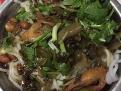 -灵山卢梅燕粉店