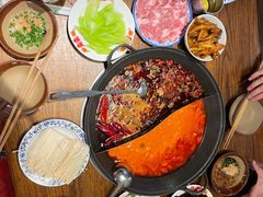 -萍姐火锅·公路夜市(武汉首店)