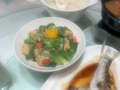 -王府井酒店(金桥港湾店)