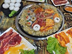 -牛牛牛酸菜煎肉店(望云寺路店)