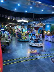 -利奥梦幻主题乐园(爱琴海购物公园店)
