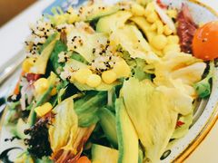 牛油果时蔬沙拉-千寻山野烤肉(中关村店)