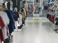 -YONEX苗江运动城(源深店)