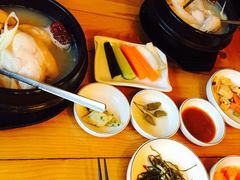 -长寿参鸡汤(朝韩风情街店)