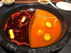 -周周有辣火锅馆(玖耀里店)