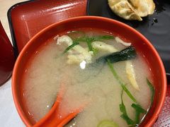 蛤蜊味噌汤-食其家·牛丼咖喱(日月光中心广场店)