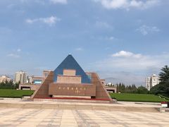 -上海市龙华烈士陵园