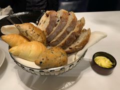 圣彼得堡面包筐-马克西姆俄罗斯餐厅(绥芬河店)