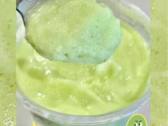 牛油果很芒-luckincoffee瑞幸咖啡(香港名店街店)