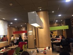 大堂-麦当劳(杭州西湖银泰百货店)